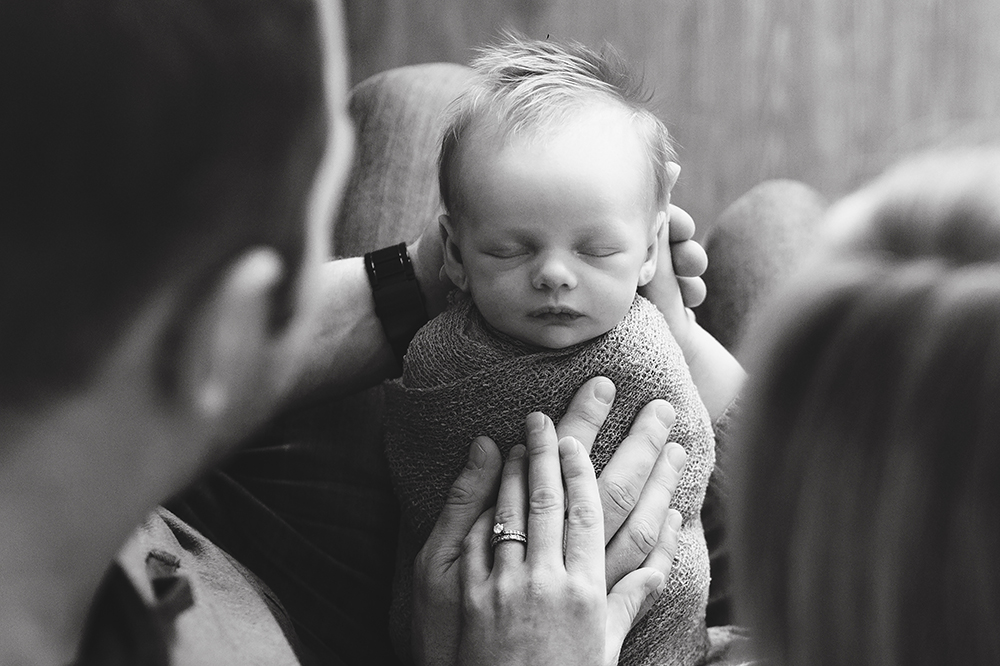 Edmonton Newborn Photographer_Baby Liam Sneak Peek 7.jpg