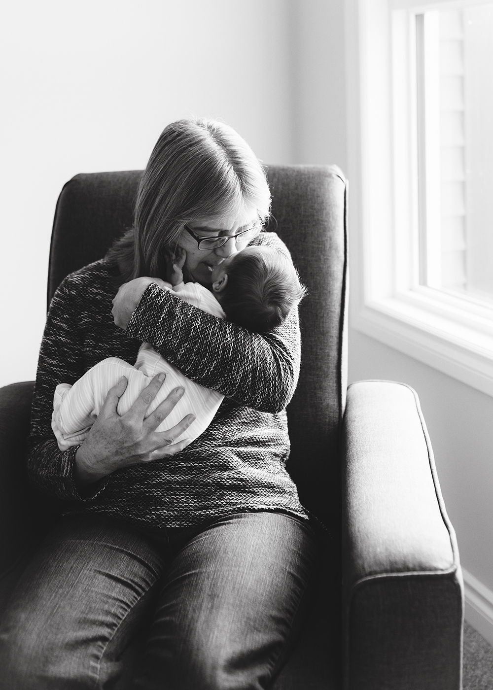 Edmonton Newborn Photographer_Baby Madelyn Sneak Peek 10.jpg