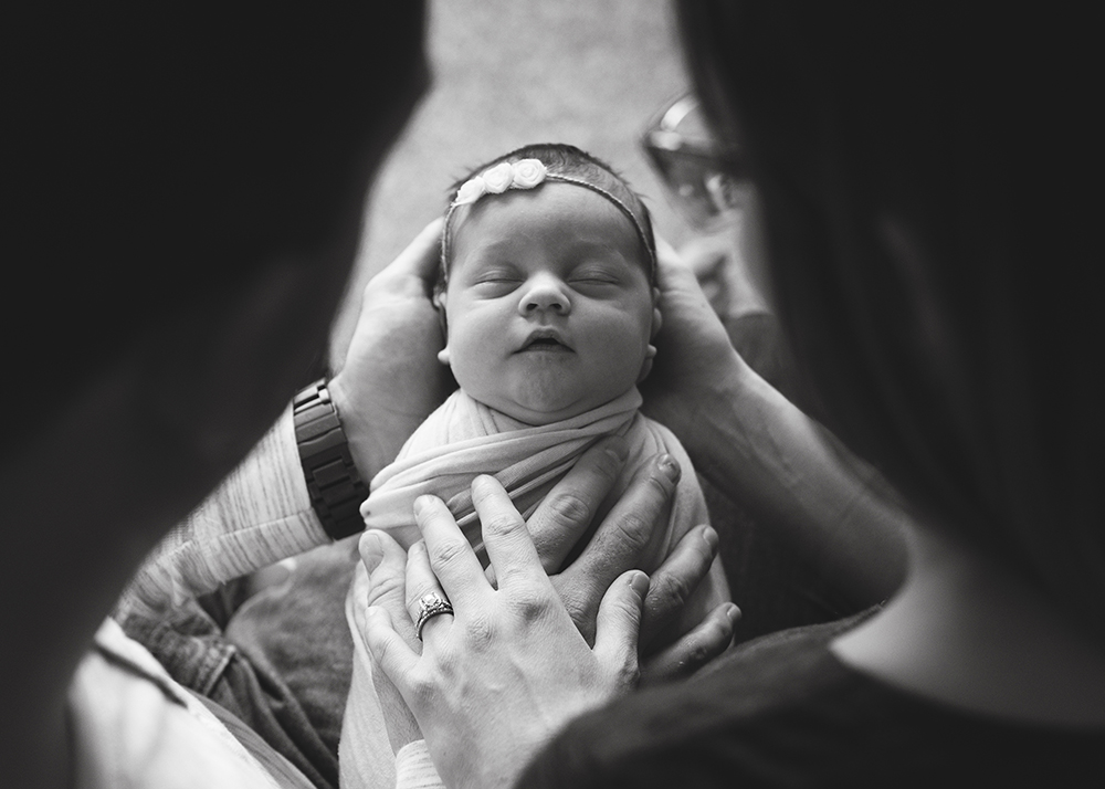 Edmonton Newborn Photographer_Baby Madelyn Sneak Peek 8.jpg