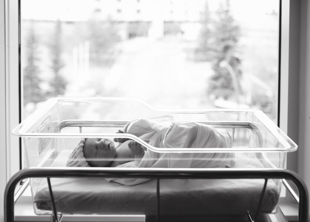 Edmonton Newborn and Fresh 48 Photographer Newborn Baby in hospital