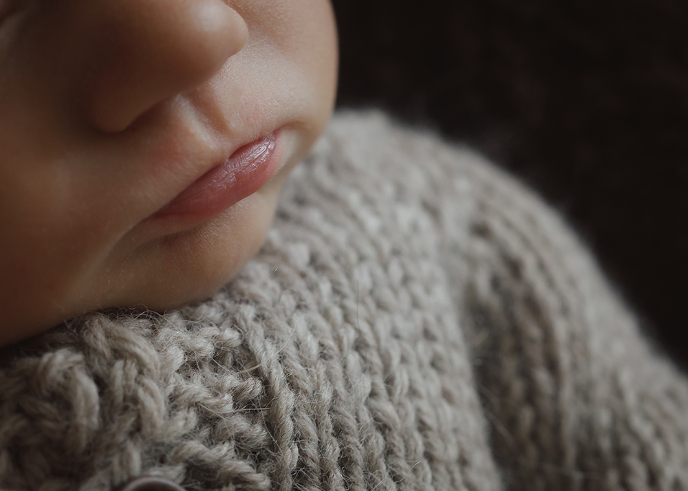 Edmonton Newborn Photographer_Baby Oliver Sneak Peek 11.jpg