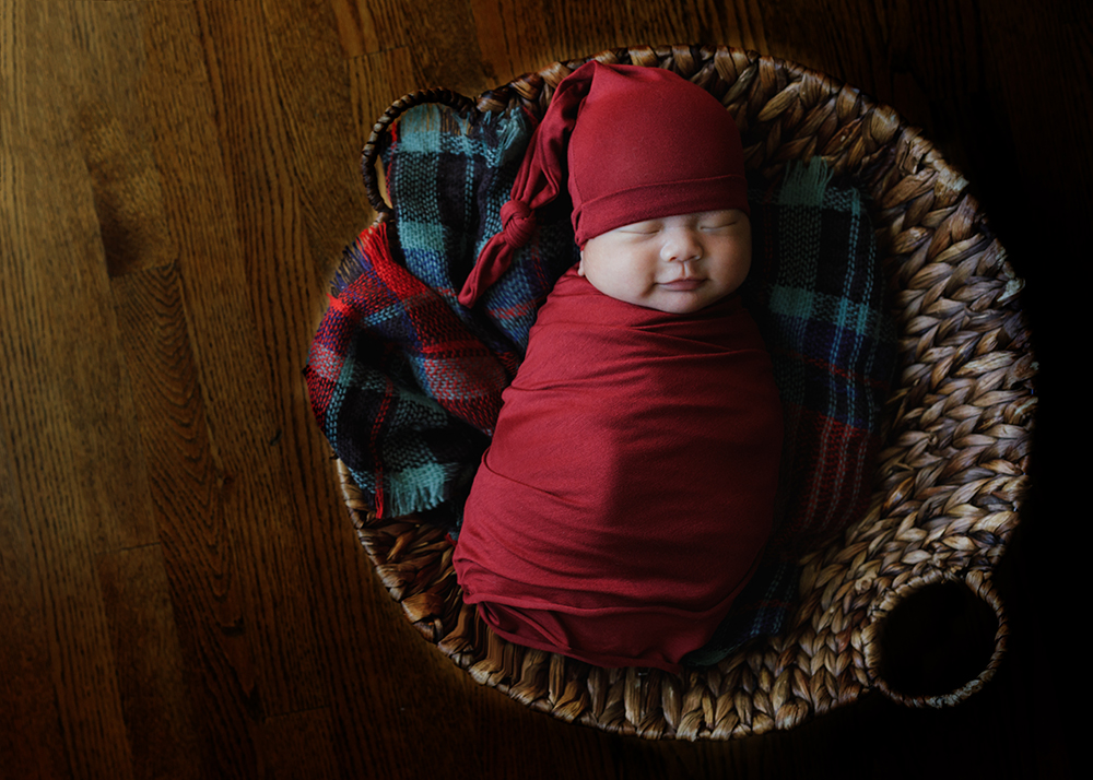 Edmonton Newborn Photographer_Baby Alexander Sneak Peek 5.jpg