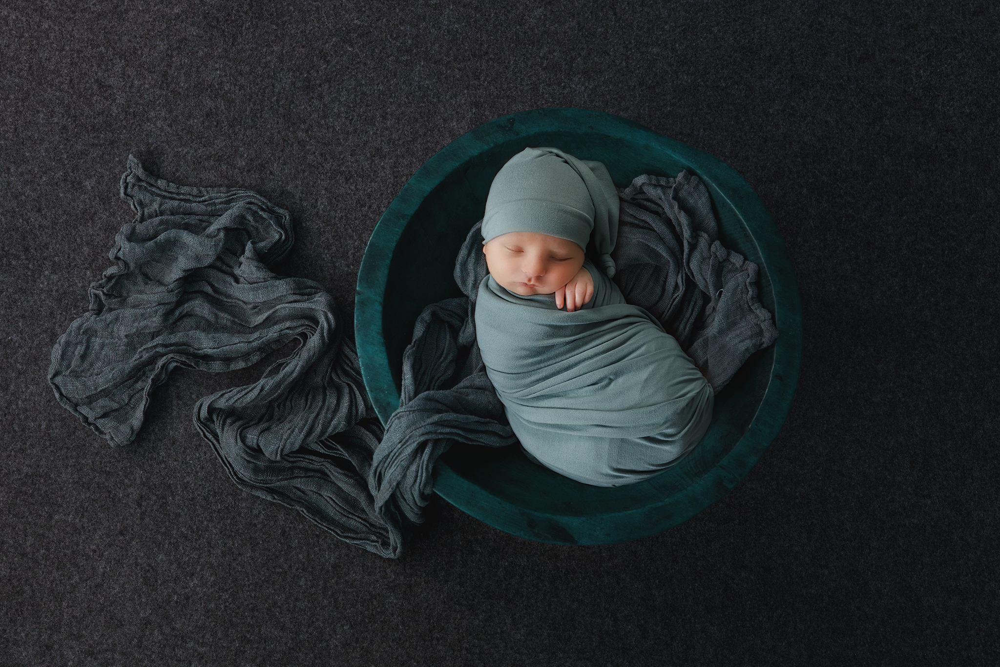 Edmonton Newborn Photographer_Baby Liam 2.jpg