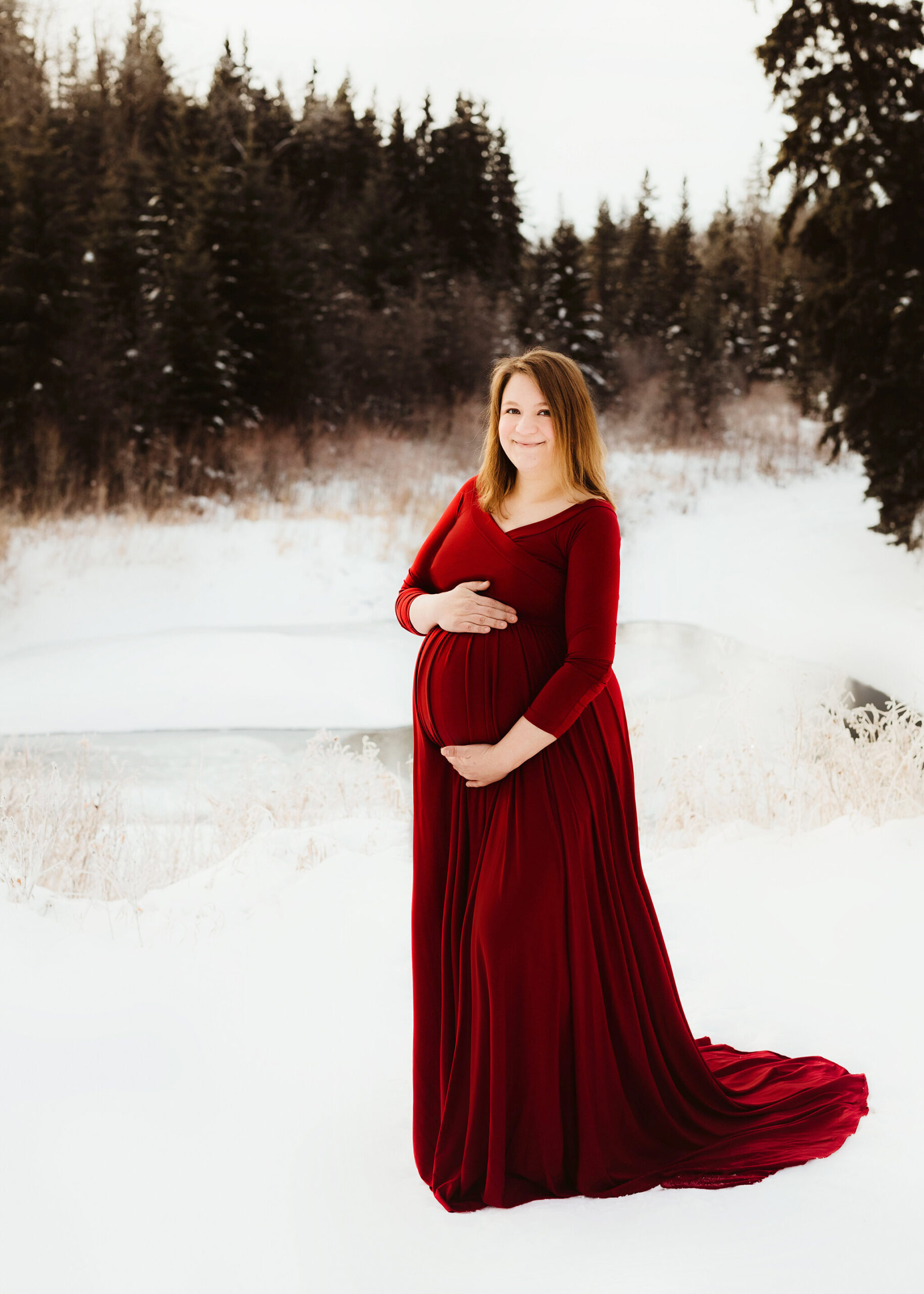 Edmonton Maternity Photographer_ Trinity_ Winter14.jpg