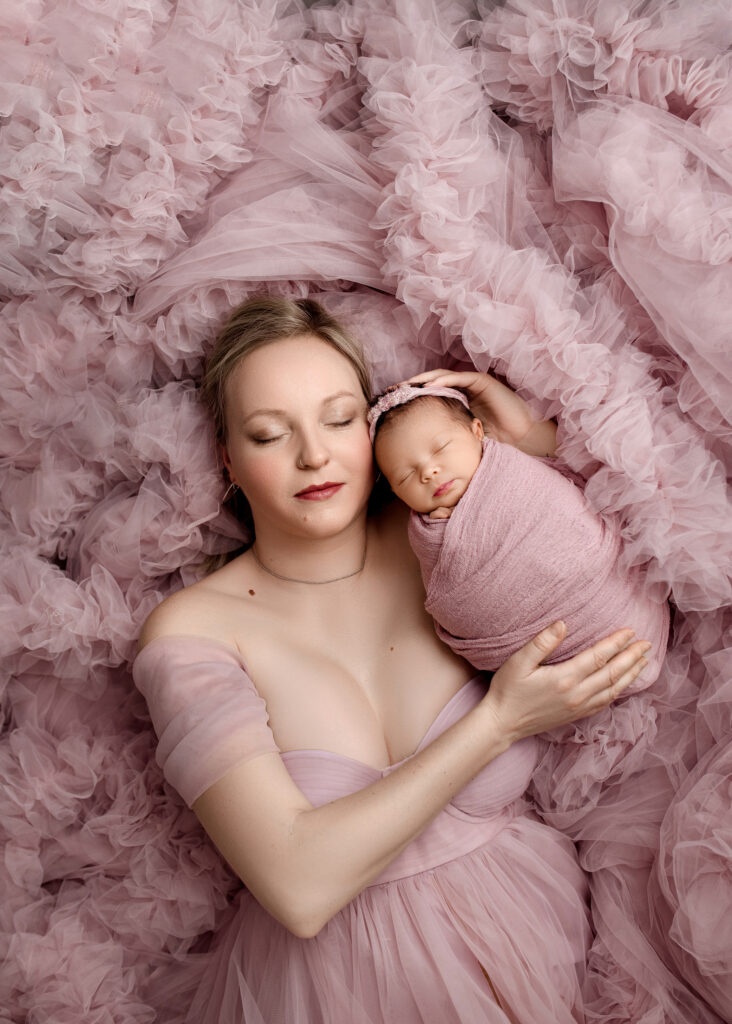 Edmonton Newborn Photography by Kelsie Kelly Photo