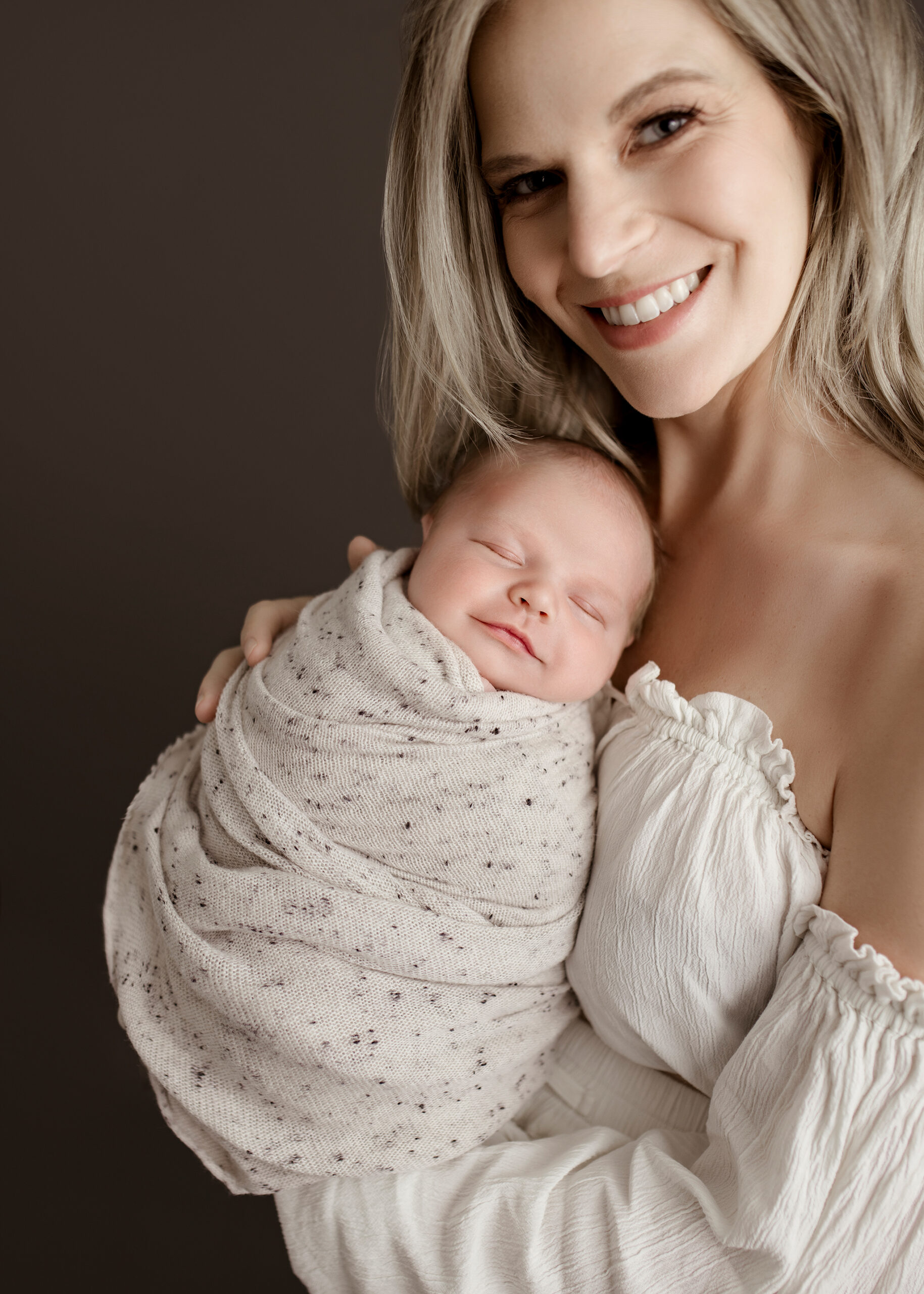 Edmonton Newborn Photography by Kelsie Kelly Photographer mom and baby portrait