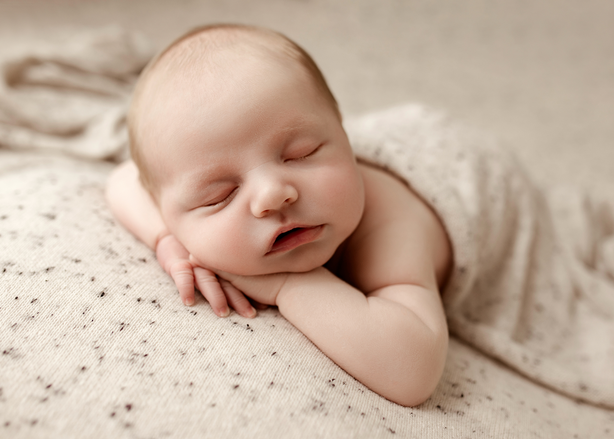Edmonton Newborn Portraits by Kelsie Kelly Photographer 2025