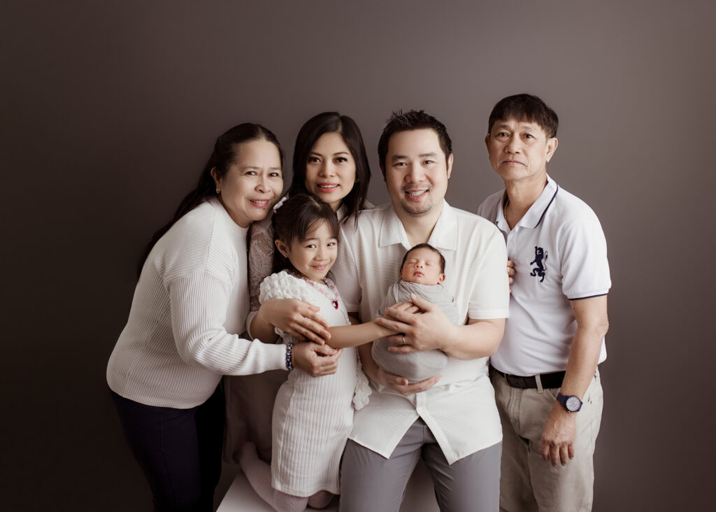 Edmonton multi generational newborn photos by Kelsie Kelly Photographer