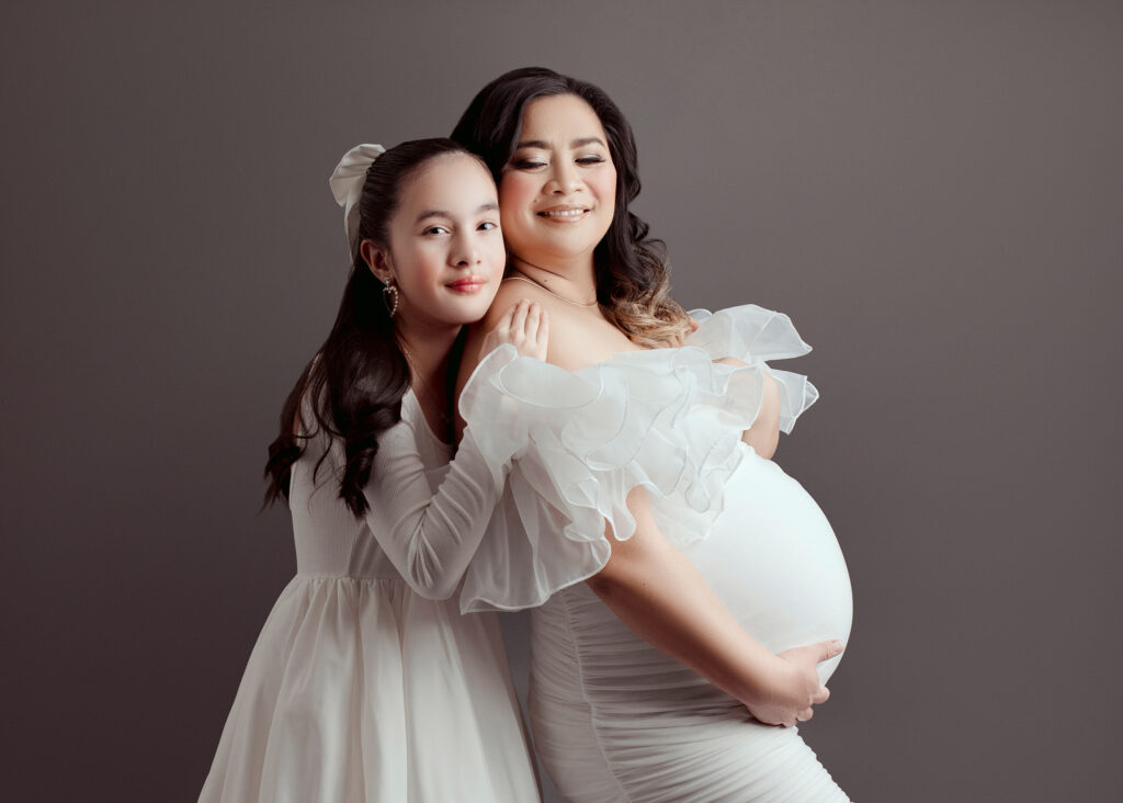 Edmonton mother and daughter maternity portraits by Kelsie Kelly Photographer